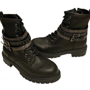HARD CANDY HANSLEY  BOOTS